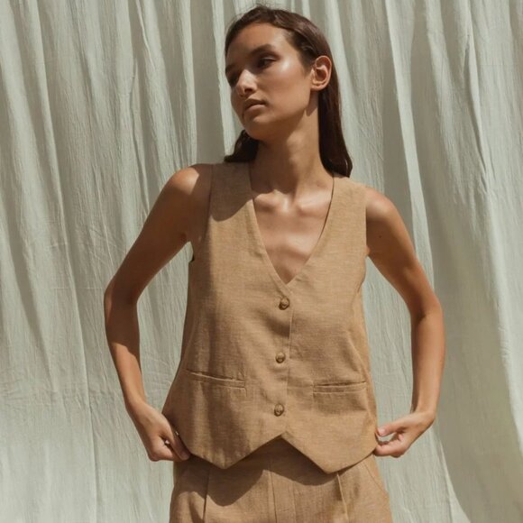 Indi and Cold Chambray Waistcoat BLOWOUT - Picture 1 of 1